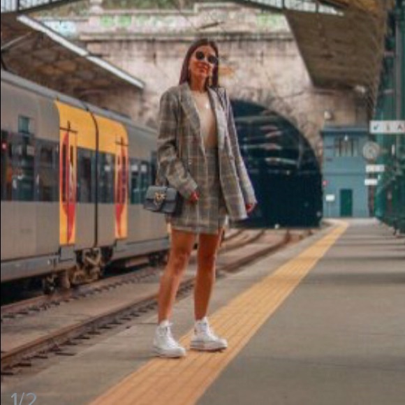 COPY - Converse Chuck Taylor high top - Picture 2 of 7